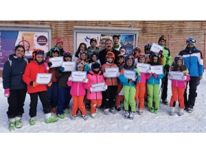 Sunar’dan Öğrencilere Belge Ödülü