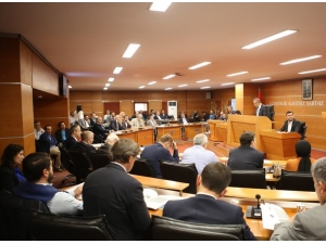 Bayrampaşa Belediye Meclisi’nden Filistin Ve Türk Bayrağı İçin Ortak Bildiri