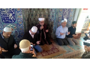 Kdz. Ereğli’de Depremzedeler İçin Okunan Hatimlerin Duası Yapıldı