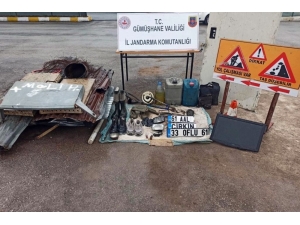 Jandarma Hırsızları Yol Kontrolünde Yakaladı