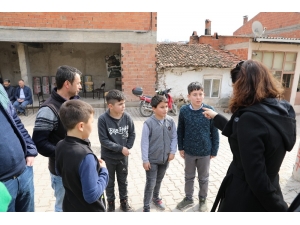 Akhisar’da Depremzede Çocuklara Psikolojik Destek