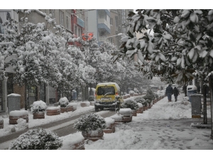 Kuvvetli Sağanak Ve Kar Yağışı Geliyor