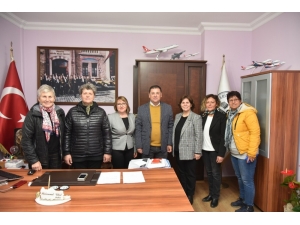 Kadınlardan Örnek Birliktelik