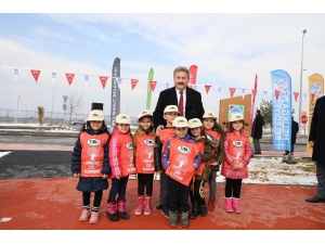 Melikgazi’de Hayrettin Karaca Parkı Açıldı