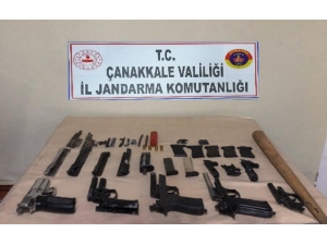 Çanakkale’de Uyuşturucu Ve Silah Ticareti Operasyonu