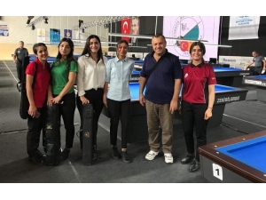 Bilardoya Bayan İlgisi