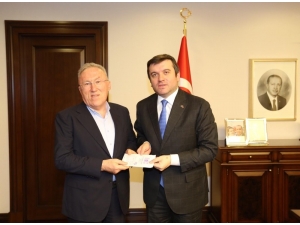 Japon Öğrencilerden Duygulandıran Yardım