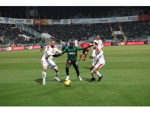 Süper Lig: Denizlispor: 1 - Göztepe: 1 (Maç Sonucu)