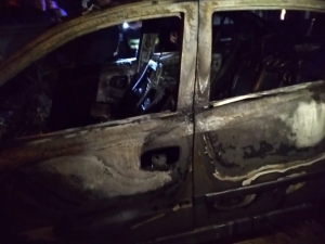 Park Halindeki Otomobil Yandı