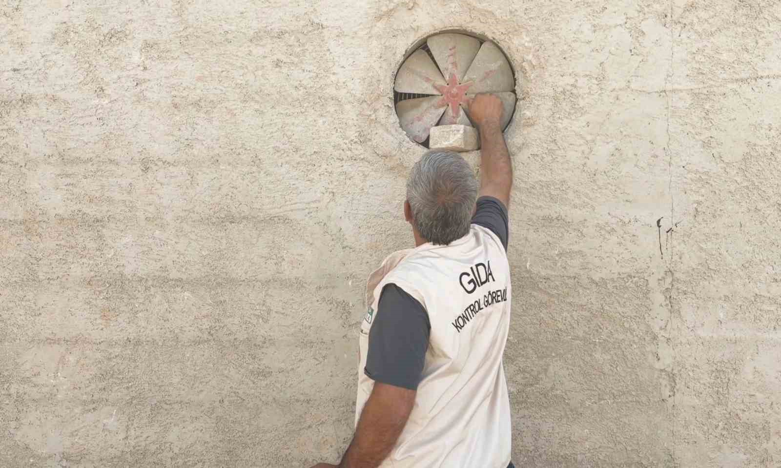 gida-denetimine-giden-ekipler-havalandirma-deliginden-seslendi