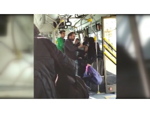 "Üstü Kirli" Diye Küçük Çocuğu Otobüsten Attı, Çocuğu Savunan Yolcunun İse Gırtlağını Sıktı