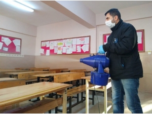 Bayrampaşa’da Okullar Dezenfekte Edildi