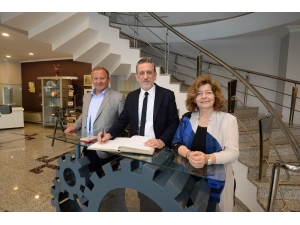 Burkay: “İlk Tramvay İhracatı Raylı Sistemler Sektöründe Bursa İçin Bir Milat”