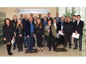 Belgesi Olmayan Emlakçılık Yapamayacak