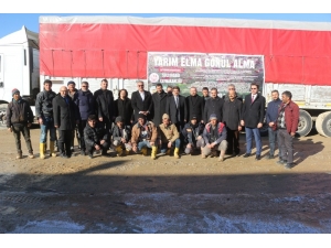 Sultandağı’ndan Elazığ Ve Malatya’ya 26 Ton Elma Gönderildi