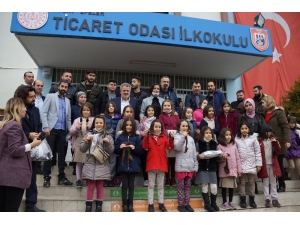 Kanser Hastaları İçin Saçlarını Bağışladılar
