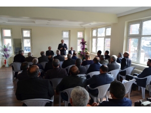 Başkan Karataş Uzundere’de Mahalle Muhtarlarıyla Bir Araya Geldi