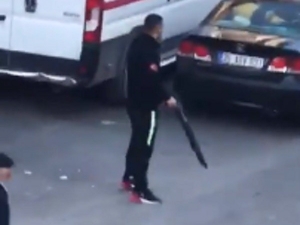 İzmir’in Göbeğinde Güpegündüz Pompalı Dehşet