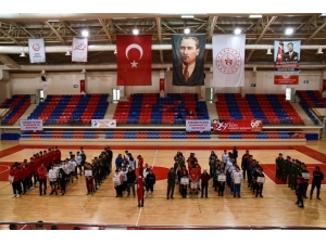 Okul Sporları Gençler-b Basketbol Grup Müsabakaları Başladı