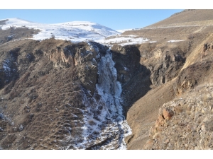 Susuz Şelalesi Hayata Geçirilecek Projeyle Turizme Kazandırılacak