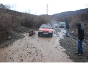 Köylüler Arasındaki Anlaşmazlık Yolsuz Bıraktı
