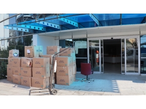 Depremin Ardından 40 Yıllık Avcılar Belediye Binası Taşınmaya Başladı