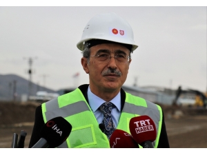 Savunma Sanayii Başkanı Demir: "Sadece Türkiye İçin Değil Küresel Firmaların Da İlgisini Çeken Bir Merkez Olacak"