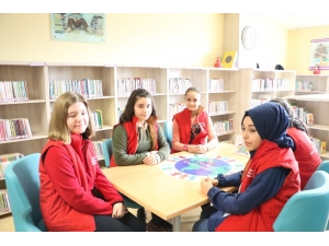 Çocuklar Haklarını Oynayarak Öğrenecek