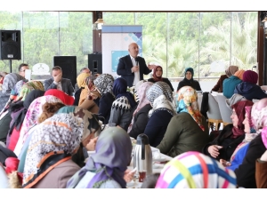 Kapılarımız Kadınlara Sonuna Kadar Açık