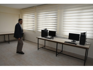 Altınoluk Halk Kütüphanesi Açılıyor