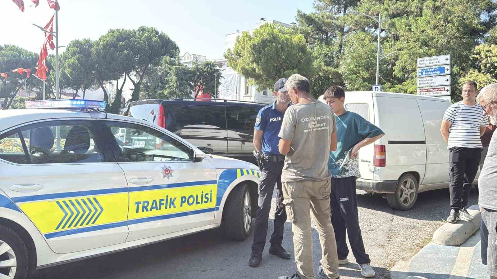 ehliyetsiz-surucunun-karistigi-kazada-motosikletli-yaralandi