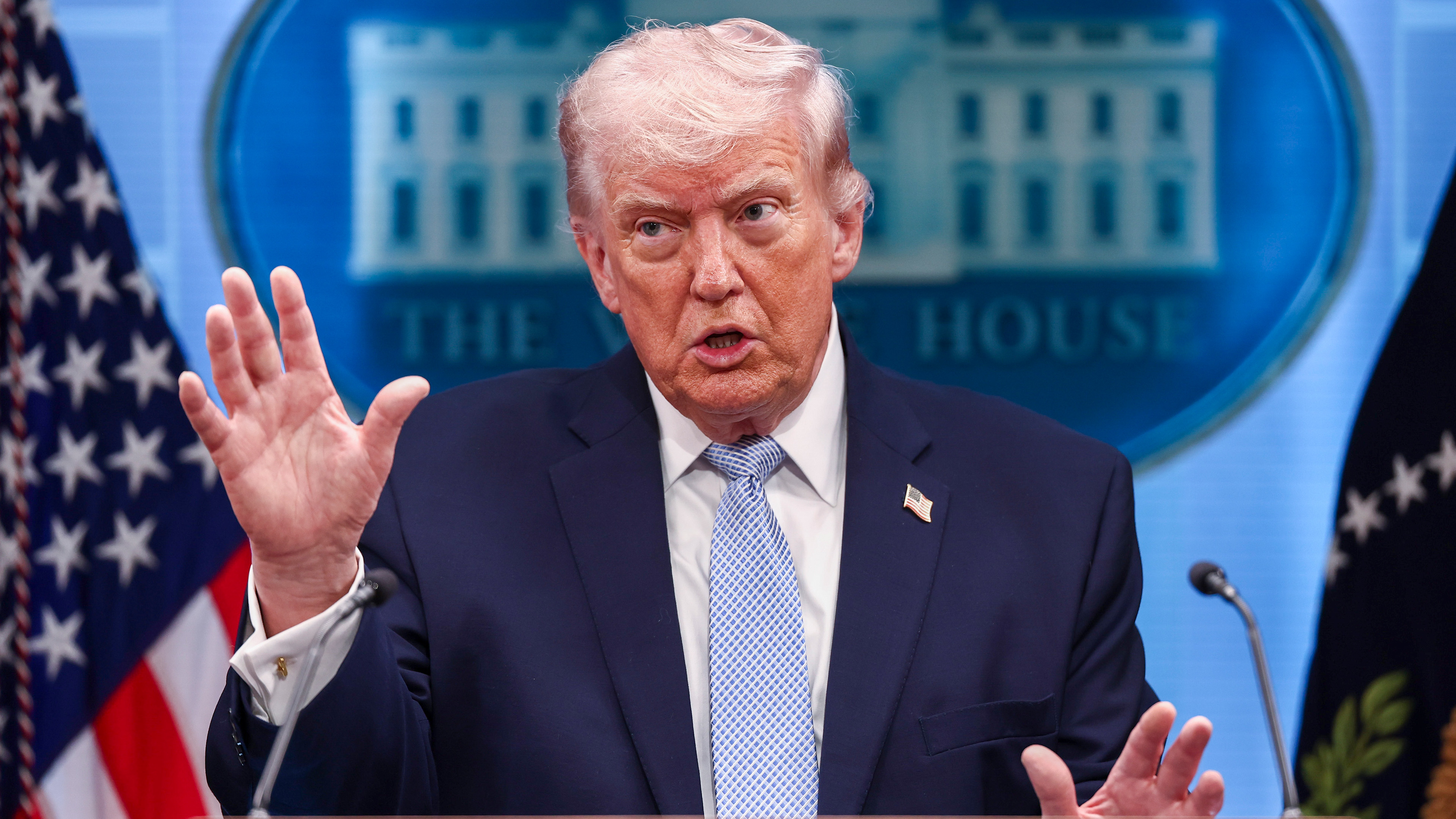 trump-tan-iran-a-bedelini-odeyecekler