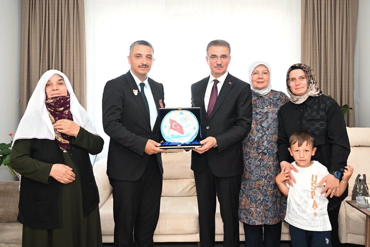 15-temmuz-sehit-aileleri-ve-gaziler-unutulmadi