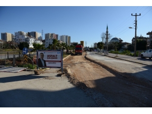 Ünsal’da Alt Yapıdan Sonra Asfaltlama Çalışmaları