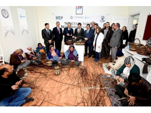 Karatay’da Hasır Ve Sepet Sanatı Yeniden Canlandı