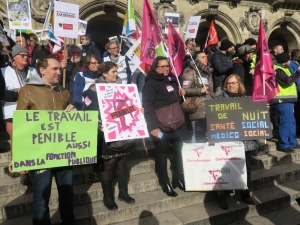 Fransa’da Kamu Çalışanlarından Emeklilik Reformu Protestosu