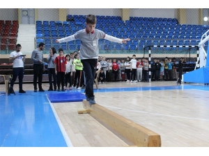 Yetenekli Sporcular Keşfediliyor