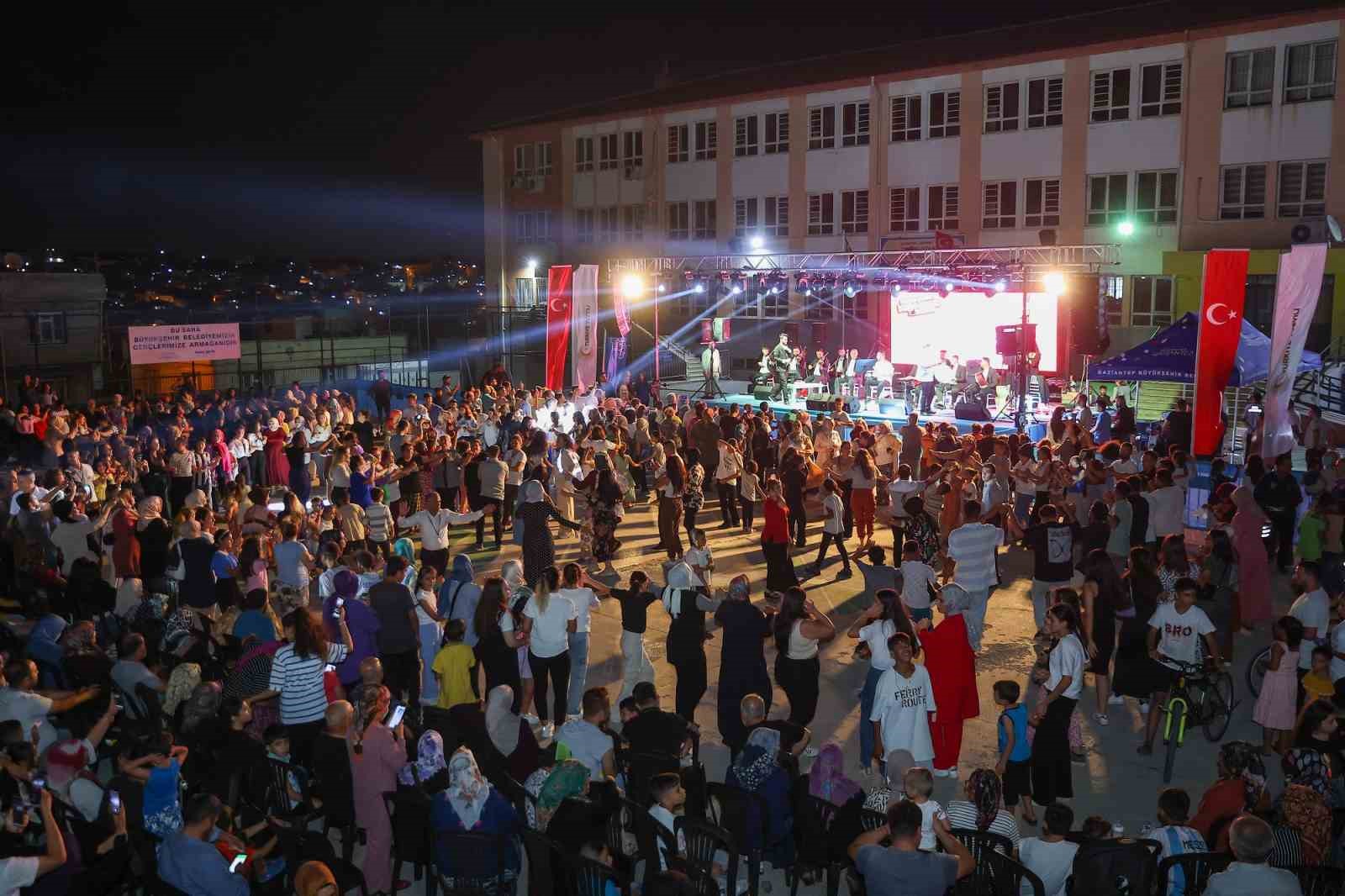 gaziantep-buyuksehir-in-mahallemde-konser-var-etkinligi-yaz-coskusuyla-yeniden-basliyor