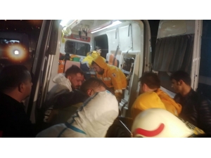 Uçak Kazası Çalışmalarında Bir İtfaiye Eri Yaralandı