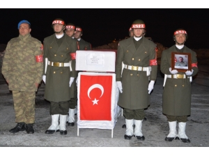 Çukurca’da Şehit Olan Askerin Naaşı Memleketine Gönderildi