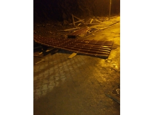 Develi’de Rüzgar Etkili Oldu