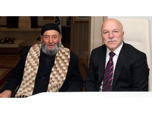 Başkan Sekmen, Necip Bezmiş’i Makamında Ağırladı