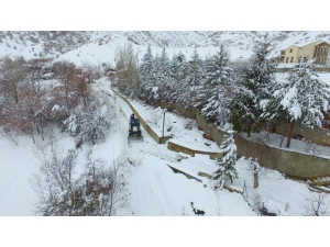 Erzincan’da Kar Ve Tipiden 92 Köy Yolu Kapandı