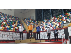 Atilla Göktuğ Taşdelen’den Bronz Madalya