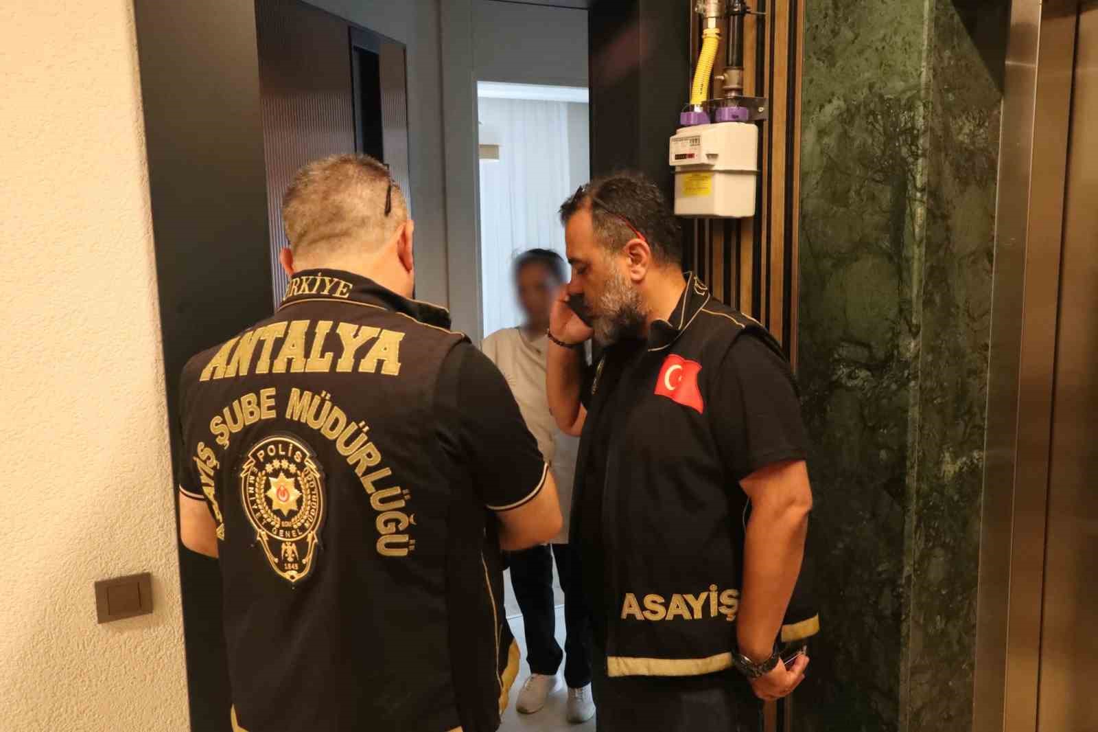 antalya-da-gunubirlik-konaklama-yerleri-ve-arac-kiralama-firmalarina-siki-denetim