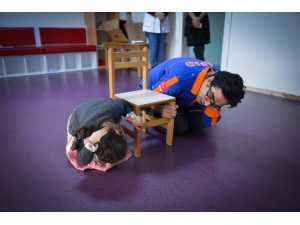 Kreş Öğrencilerine Afet Eğitimi