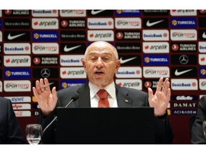 Tff Başkanı Nihat Özdemir: "Görevimizi En İyi Şekilde Yerine Getirmeye Çalışıyoruz. Haksız Hukuksuz Hiçbir İş Yapmadık, Hiçbir Kulübü Diğerinden Ayırmadık"