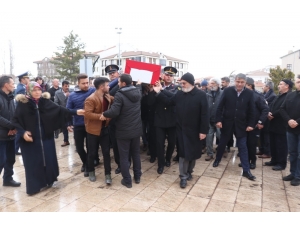 Çığ Altında Şehit Olan Askerin Cenazesi Memleketi Aksaray’a Getirildi