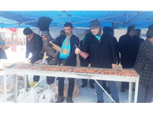 Kahramanmaraş’ta Kar Üstünde ‘Kelle Paça Festivali’