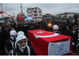 Kocaeli Şehidini Son Yolculuğuna Uğurladı